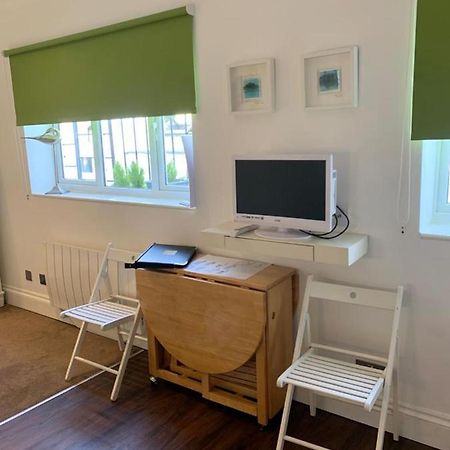 Between Piers, The Stylish Studio Flat In Cannon Place Brighton Екстер'єр фото