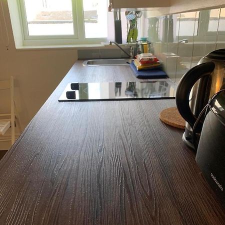 Between Piers, The Stylish Studio Flat In Cannon Place Brighton Екстер'єр фото